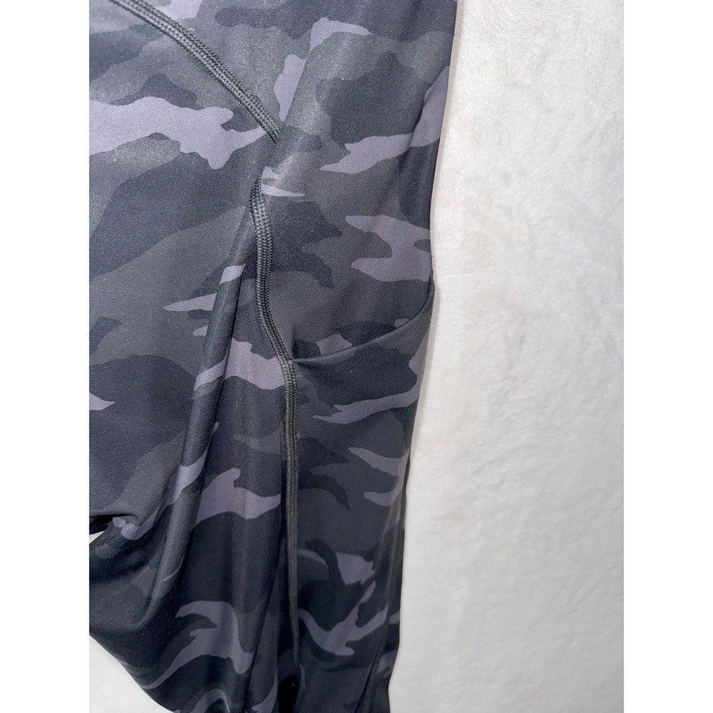 Athleta Ultimate Camo 7/8 Tight Gray Black High Rise Pocket Leggings Womens M - Picture 11 of 12